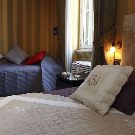 Caracciolo Guest House โรม ภายนอก รูปภาพ