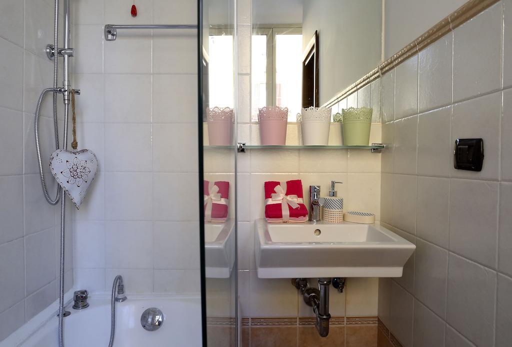 Caracciolo Guest House โรม ห้อง รูปภาพ