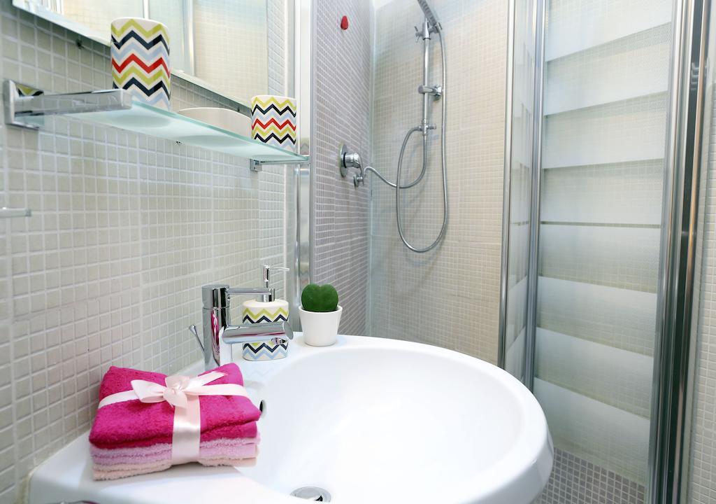 Caracciolo Guest House โรม ห้อง รูปภาพ